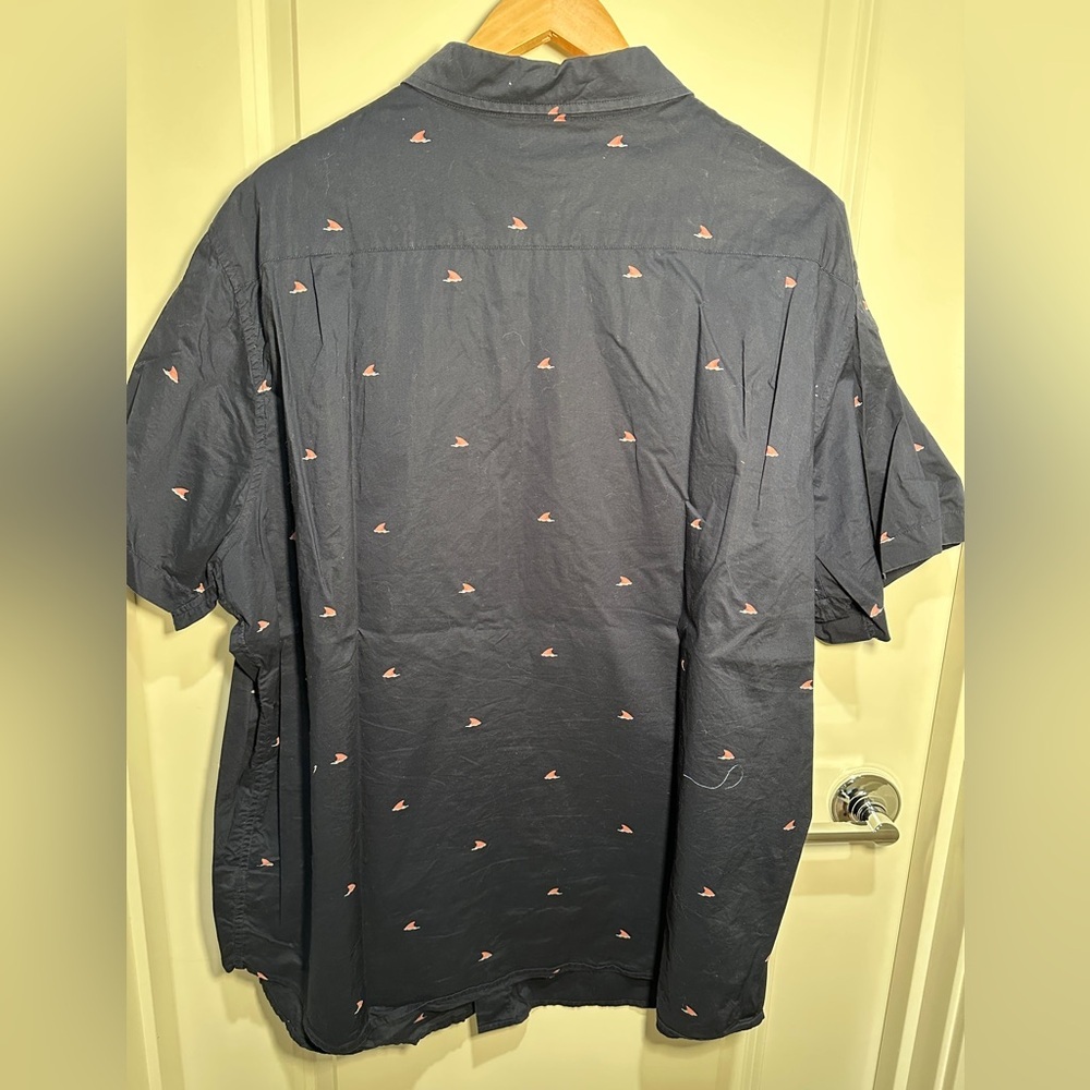 BONOBOS - 🦈 Shark Fin Short Sleeve Button Down Shirt in Prominent Fit, 3XL - Picture 3 of 10